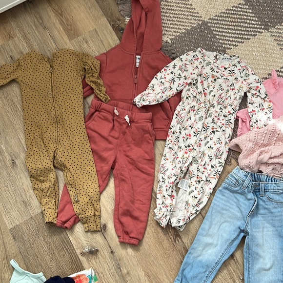 18-24 Month Baby Girl Bundle - Picture 5 of 6